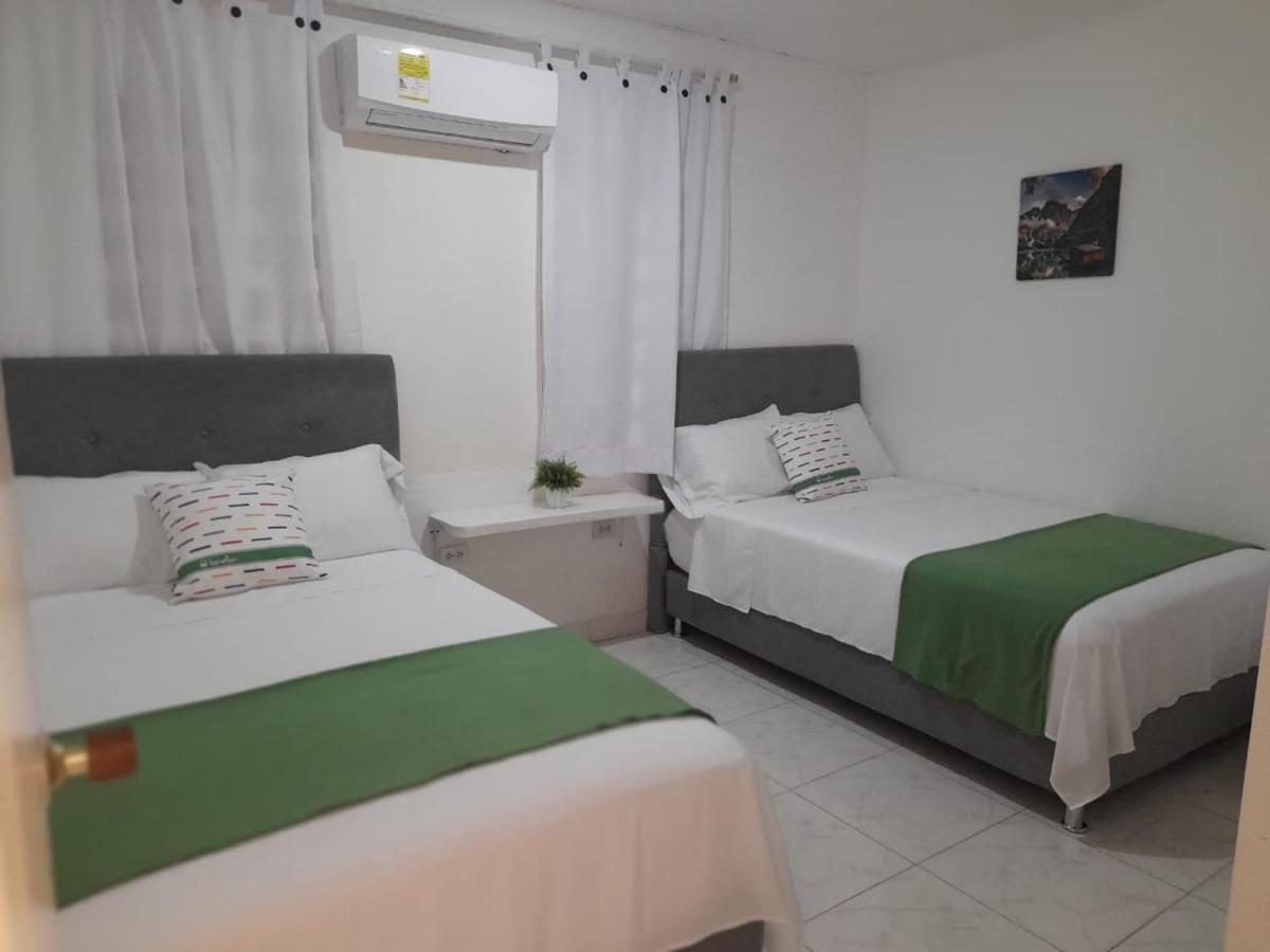 Tita'S Airport Hotel Cartagena المظهر الخارجي الصورة