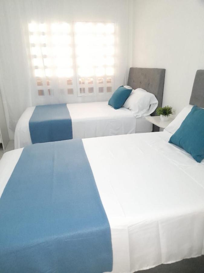 Tita'S Airport Hotel Cartagena المظهر الخارجي الصورة